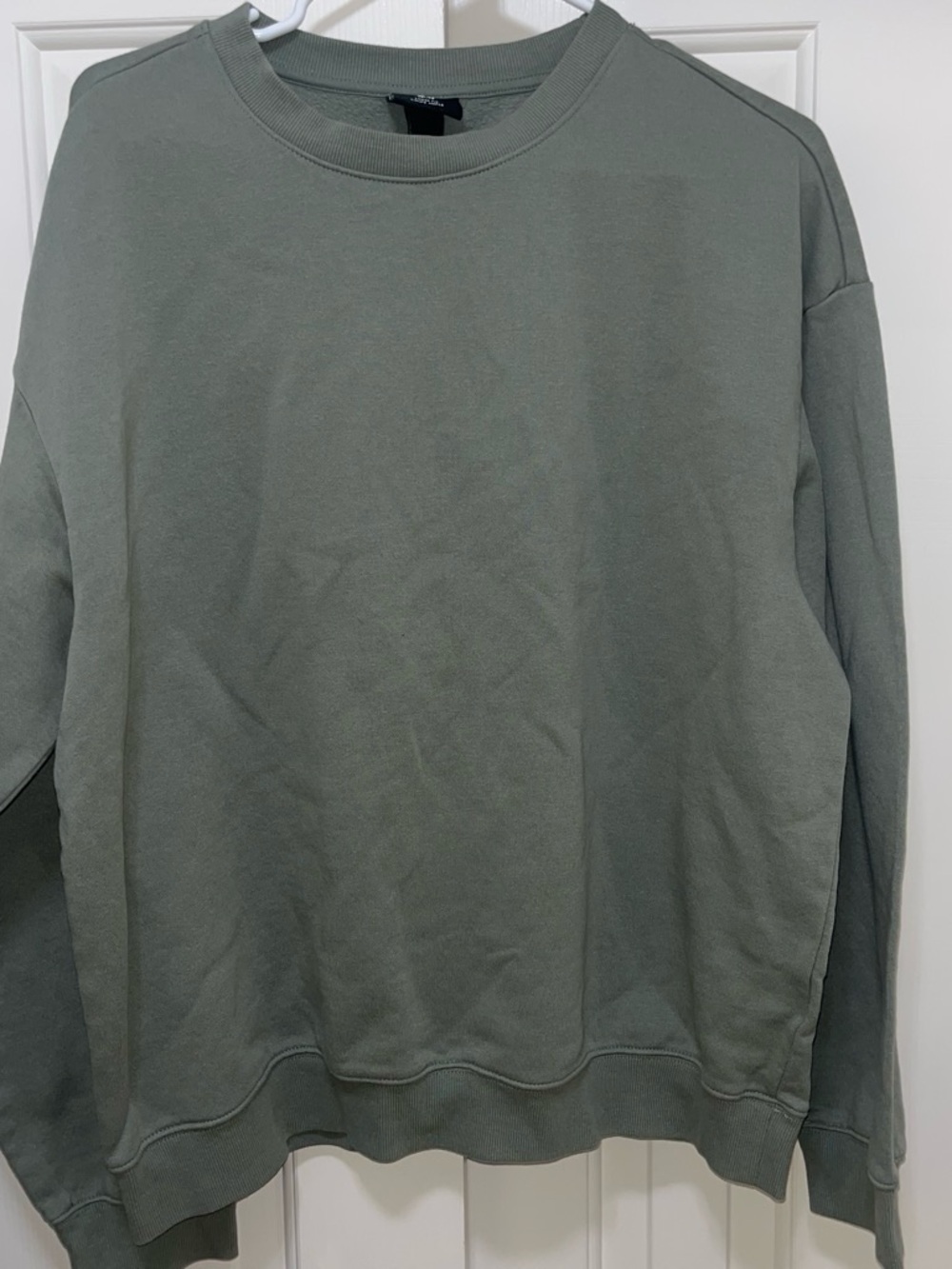 H&M Men's Olive Crewneck Sweatshirt